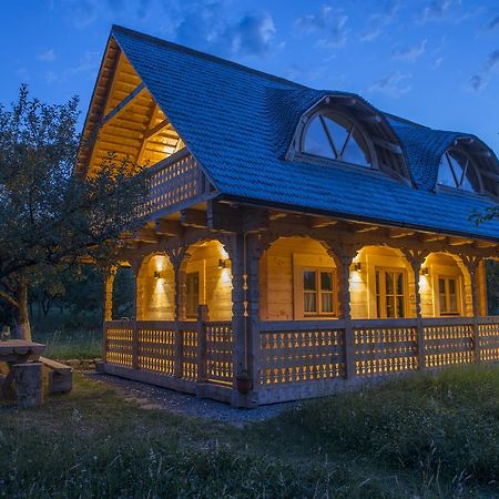 Magnolia Resort Chalets Vişeu de Sus Extérieur photo