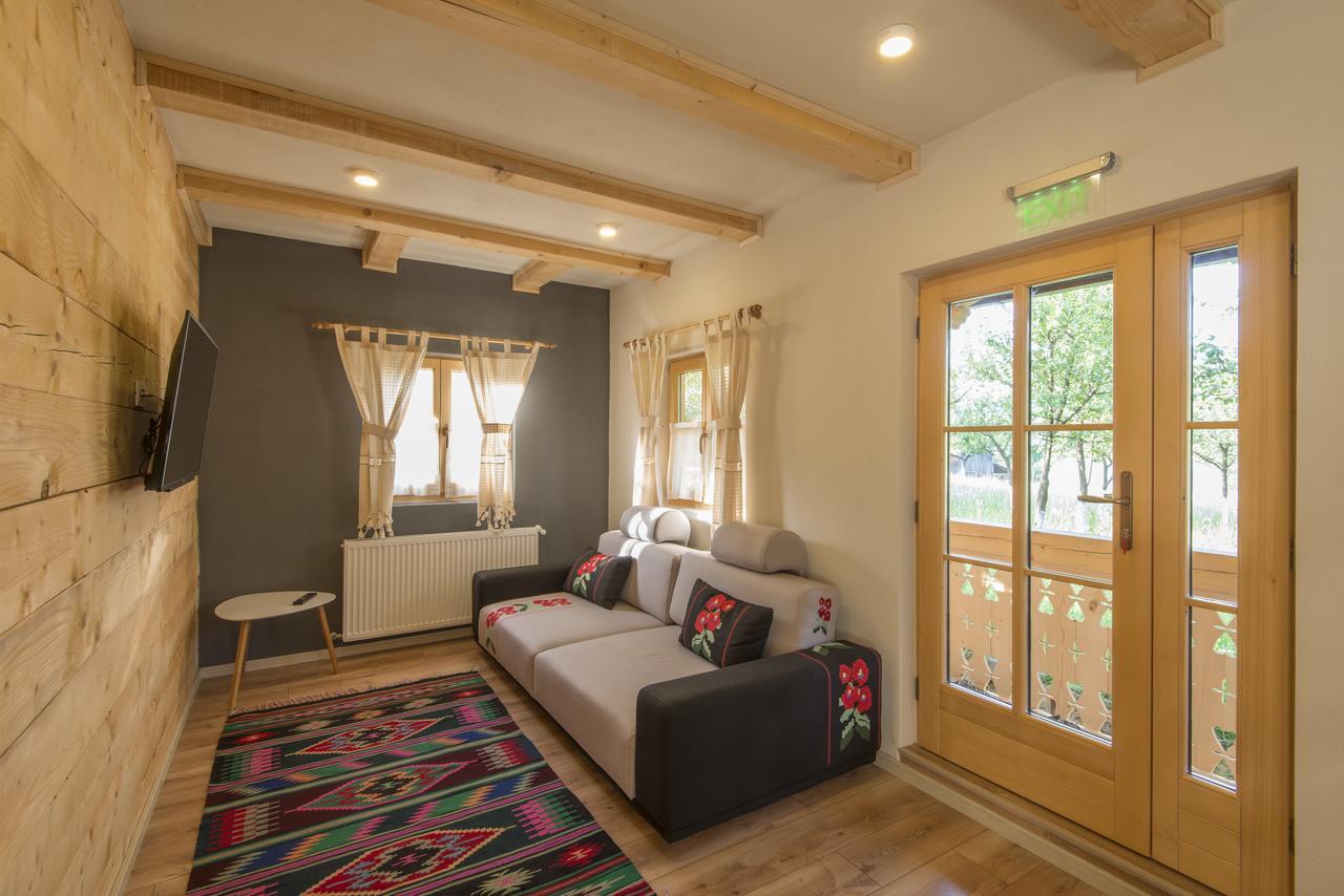 Magnolia Resort Chalets Vişeu de Sus Extérieur photo